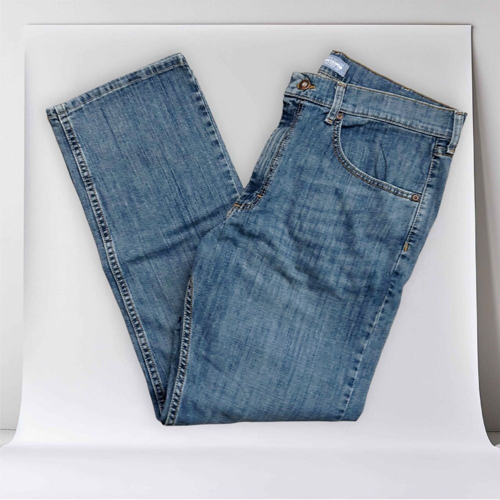 Lee Medium Wash Classic Fit Straight Leg Jeans Size 38 x 32